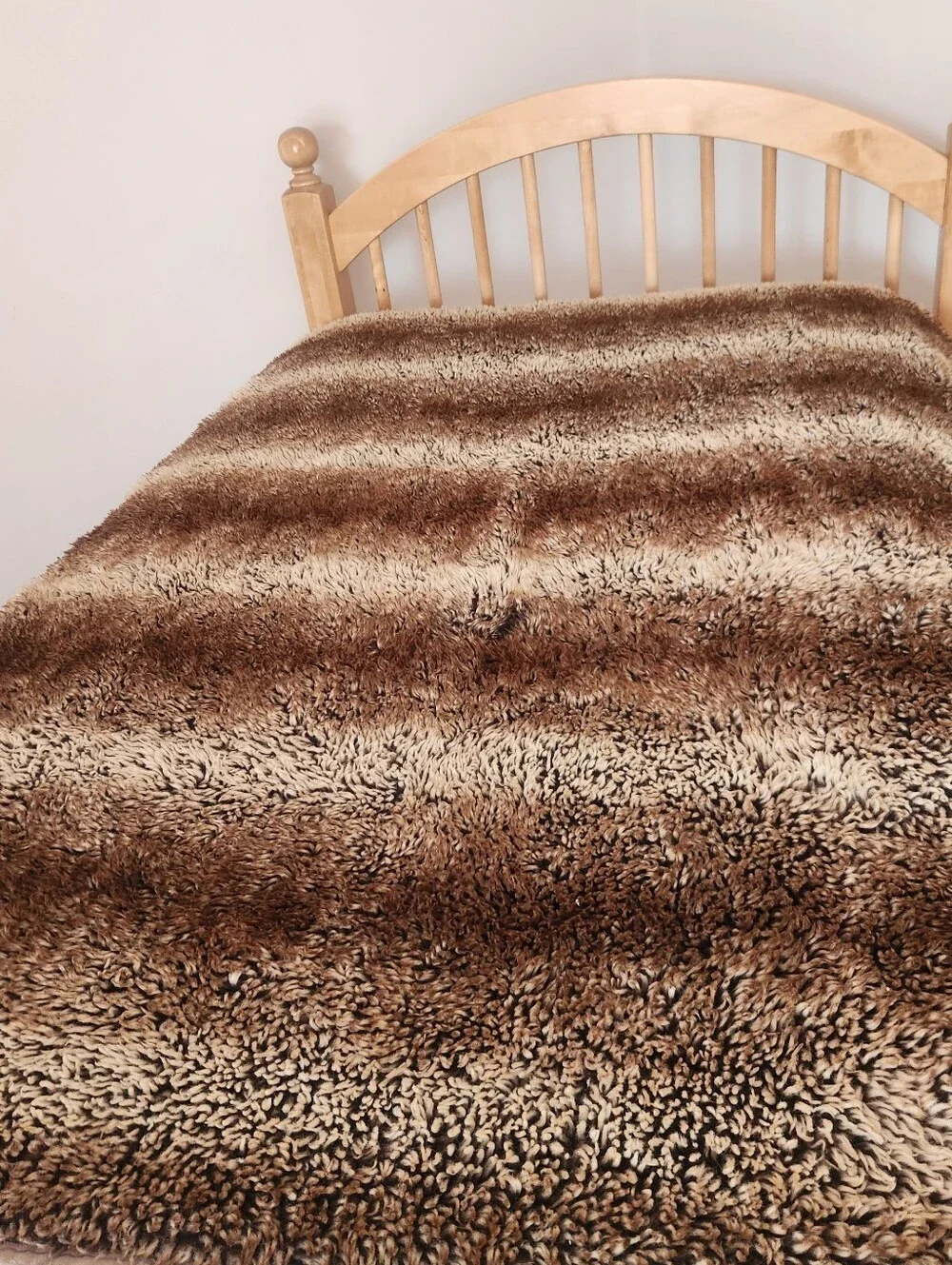 POTTERY BARN Fleece Blanket Throw Black Reversible Ombre Faux Fur Cozy 50 x 60